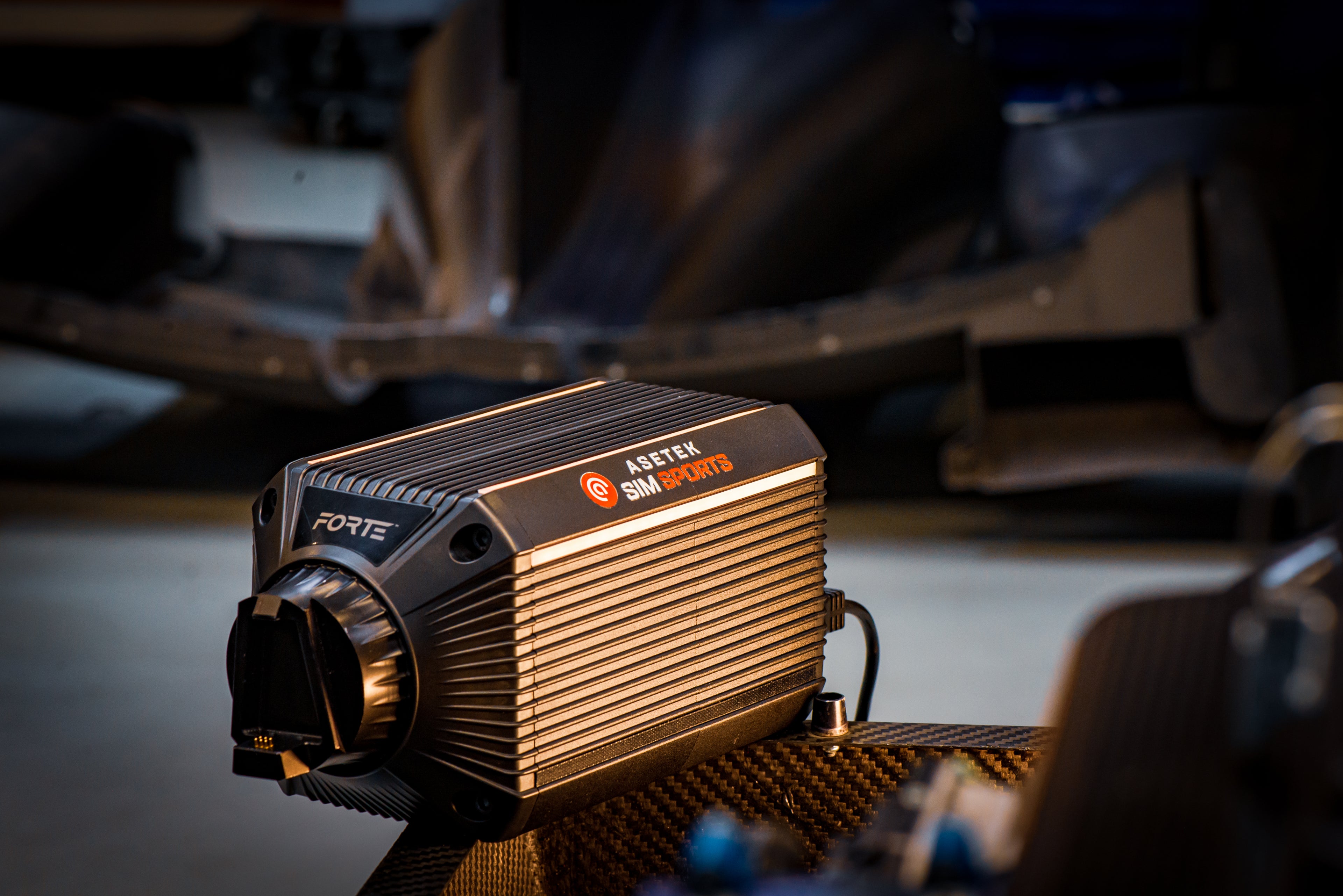 Asetek Forte GT Set I (Water Cooling + Steering Wheel)